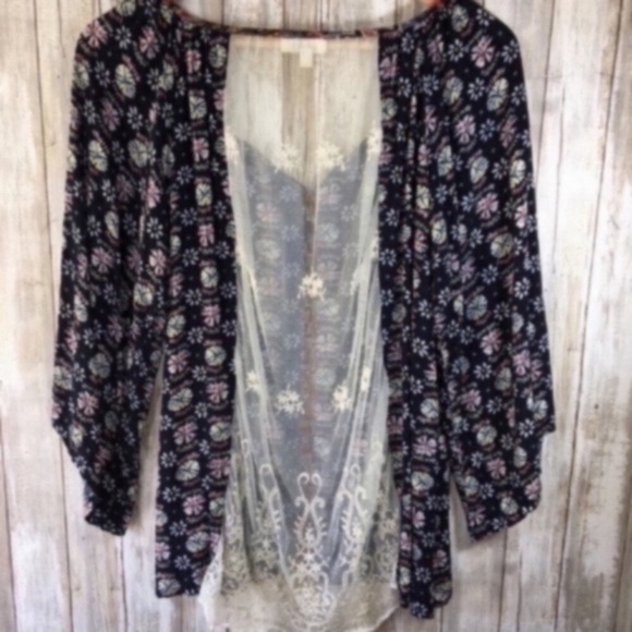 Umgee Embroidered Lace Back Blouse - Picture 6 of 6